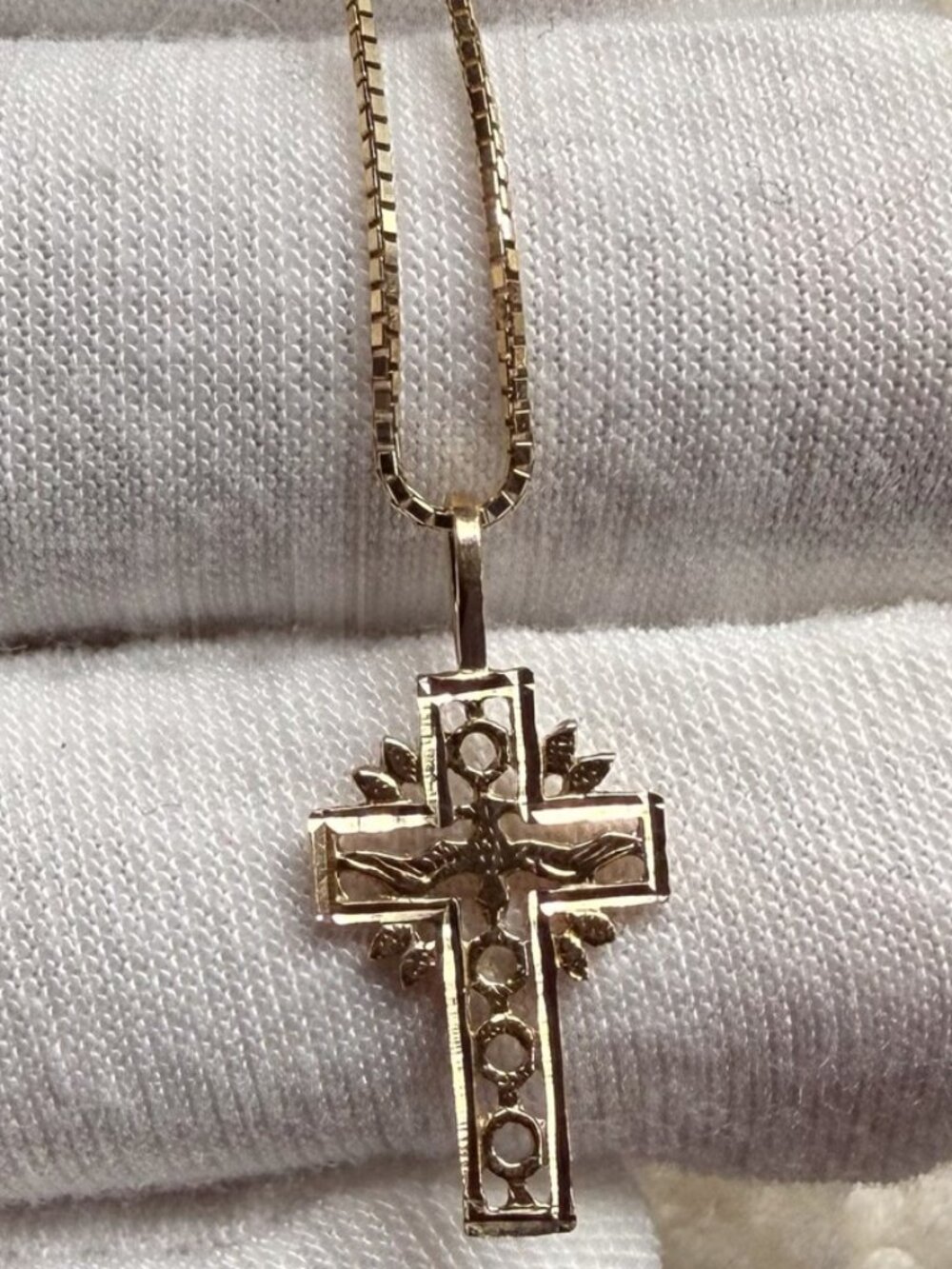 14K Yellow Gold Religious Cross Pendant With 0.8mm Box Chain - 22 inch
